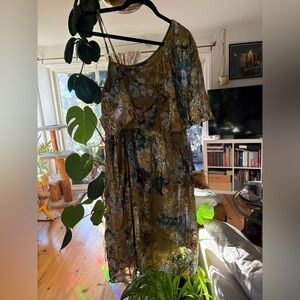 HEMANT & NANDITA Olive Green Garment